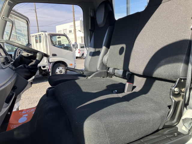 三菱ふそう キャンター 小型 平ボディ 2RG-FBA20(97668) 23枚目