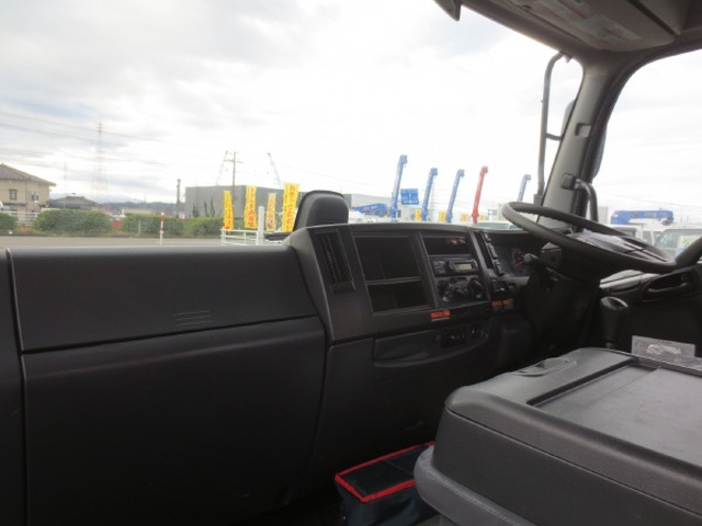 いすゞ フォワード 中型 平ボディ（クレーン付） 2PG-FRR90S1(97669) 15枚目