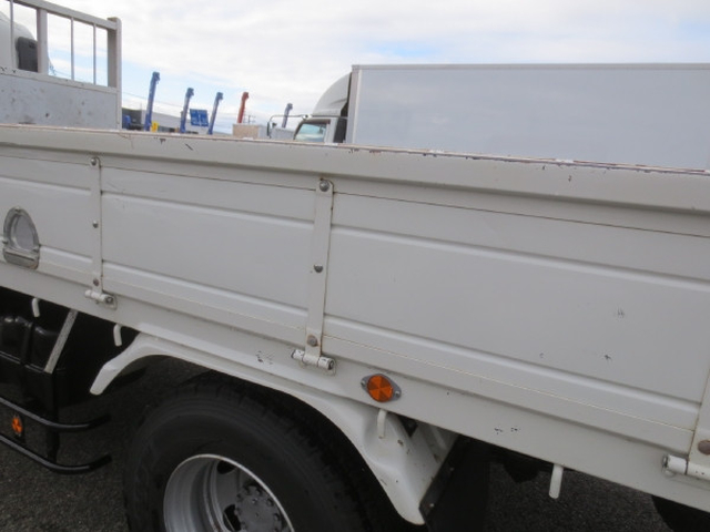 いすゞ フォワード 中型 平ボディ（クレーン付） 2PG-FRR90S1(97669) 22枚目