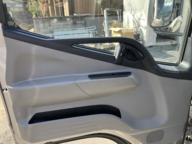 三菱ふそう キャンター 小型 平ボディ 2PG-FEAV0(97671) 29枚目