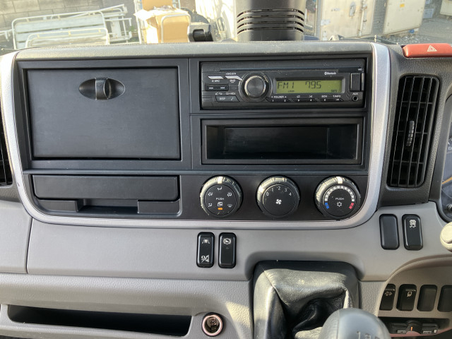 三菱ふそう キャンター 小型 平ボディ 2PG-FEAV0(97671) 30枚目