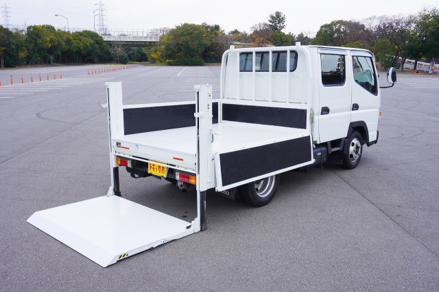 三菱ふそう キャンター 小型 Wキャブ 2RG-FBA20(97672) 18枚目