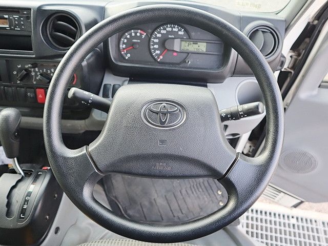 トヨタ ダイナ 小型 平ボディ ABF-TRY220(97675) 5枚目