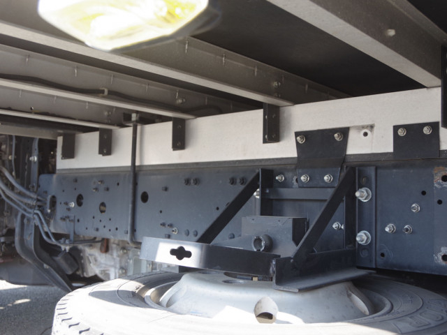 三菱ふそう ファイター 中型 バン 2KG-FK65F(97674) 6枚目