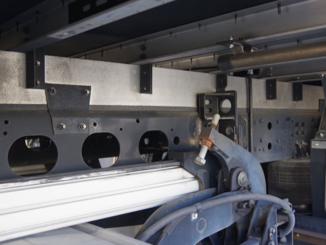 三菱ふそう ファイター 中型 バン 2KG-FK65F(97674) 8枚目