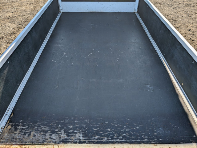 日産自動車 アトラス 小型 平ボディ CBF-SQ1F24(97676) 11枚目