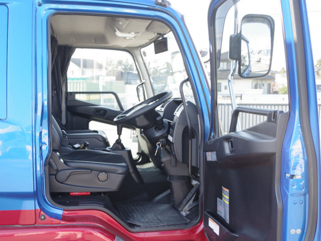 三菱ふそう ファイター 中型 バン 2KG-FK65F(97674) 37枚目