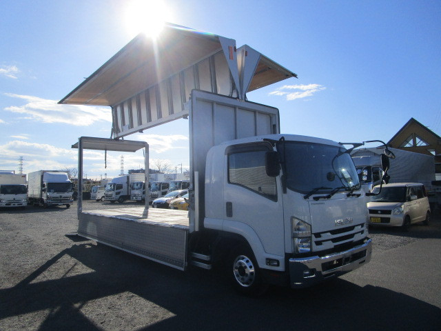 いすゞ フォワード 中型 ウィング 2PG-FRR90T2(97677) 9枚目