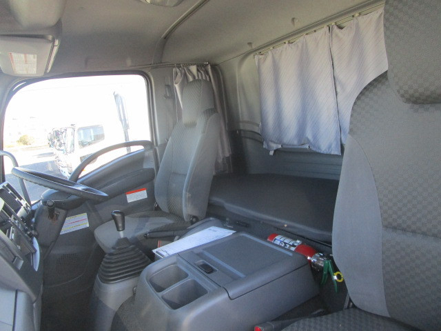 いすゞ フォワード 中型 ウィング 2PG-FRR90T2(97677) 24枚目