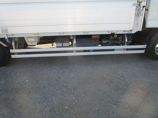 いすゞ フォワード 中型 ウィング 2PG-FRR90T2(97677) 32枚目