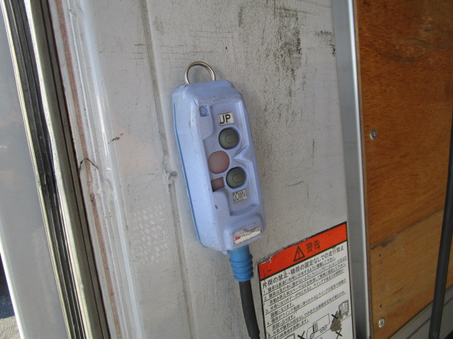 いすゞ フォワード 中型 ウィング 2PG-FRR90T2(97677) 37枚目