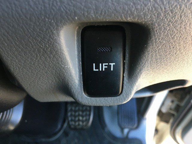 トヨタ ダイナ 小型 平ボディ ABF-TRY230(97679) 30枚目