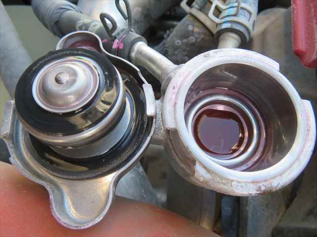 日野 デュトロ 小型 塵芥車（プレス式） 2RG-XZU600X(97682) 10枚目