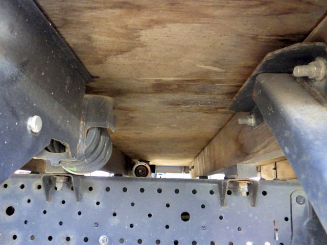 いすゞ エルフ 小型 平ボディ 2RG-NLR88AR(97683) 26枚目