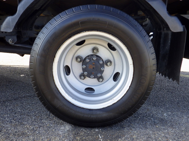 いすゞ エルフ 小型 平ボディ 2RG-NLR88AR(97683) 28枚目