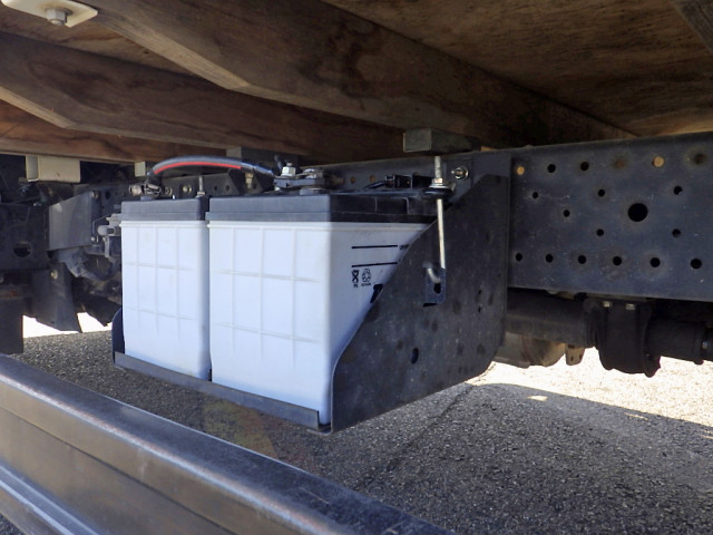 いすゞ エルフ 小型 平ボディ 2RG-NLR88AR(97683) 45枚目