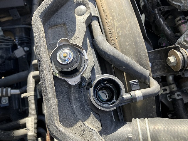 いすゞ エルフ 小型 平ボディ 2RG-NJR88A(97684) 20枚目