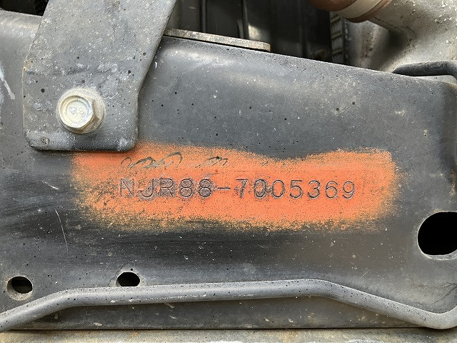 いすゞ エルフ 小型 平ボディ 2RG-NJR88A(97684) 21枚目