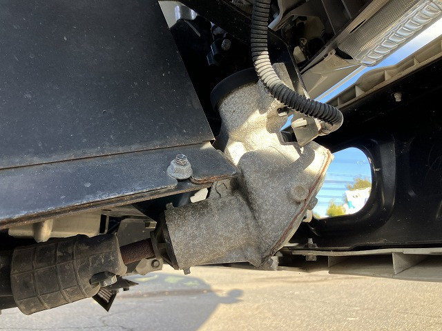 いすゞ エルフ 小型 平ボディ 2RG-NJR88A(97684) 22枚目