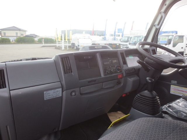 いすゞ エルフ 小型 平ボディ 2RG-NKR88R(97685) 13枚目