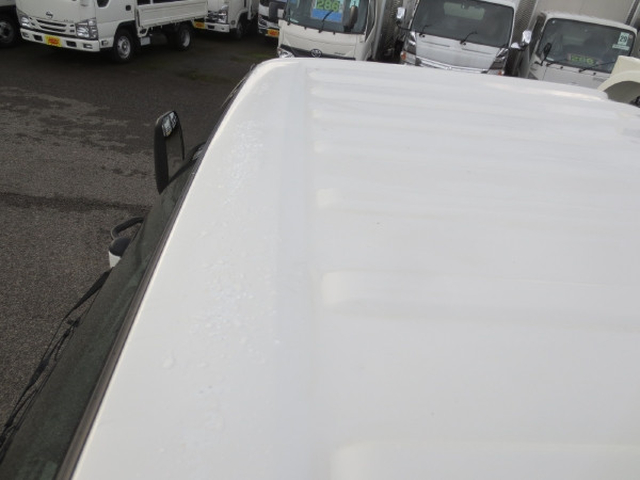 いすゞ エルフ 小型 平ボディ 2RG-NKR88R(97685) 16枚目