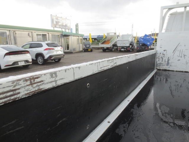 いすゞ エルフ 小型 平ボディ 2RG-NKR88R(97685) 19枚目