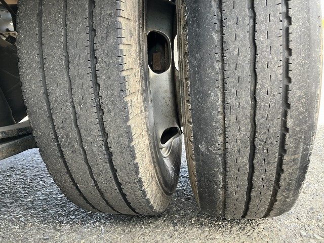 いすゞ エルフ 小型 平ボディ 2RG-NJR88A(97684) 30枚目