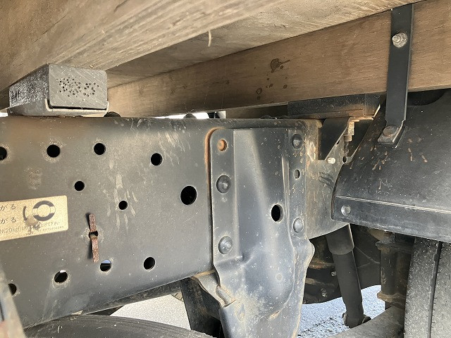 いすゞ エルフ 小型 平ボディ 2RG-NJR88A(97684) 32枚目