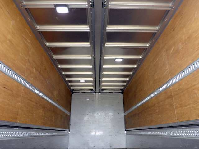 いすゞ フォワード 中型 ウィング 2RG-FRR90T2(97686) 8枚目