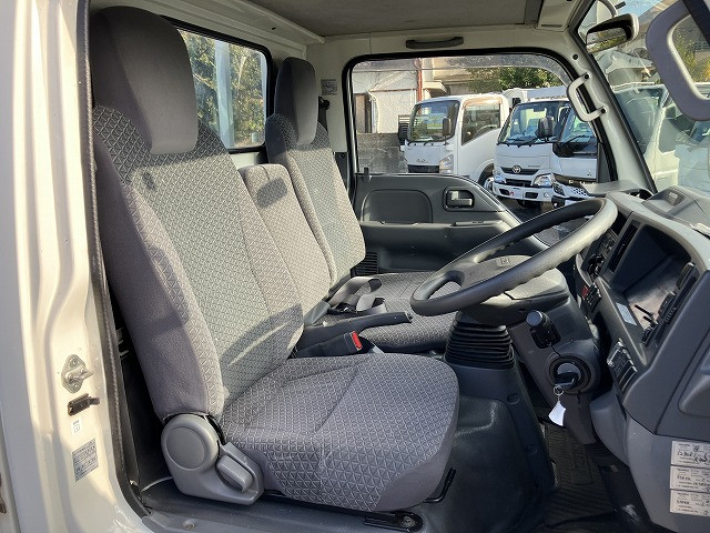 いすゞ エルフ 小型 平ボディ 2RG-NJR88A(97684) 43枚目