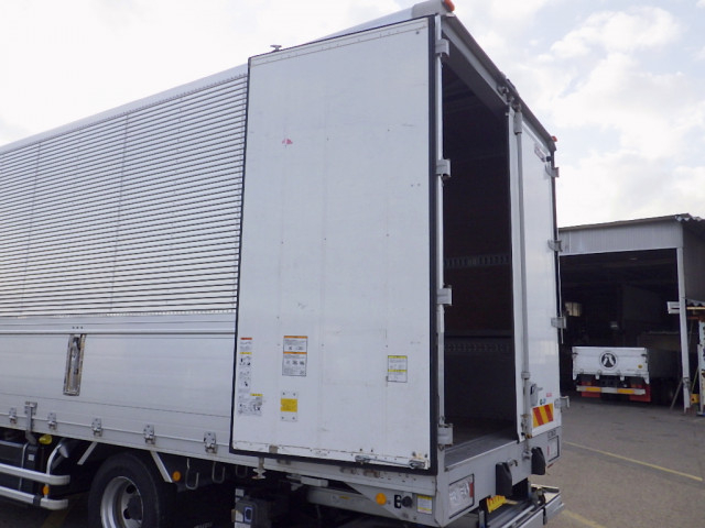 いすゞ フォワード 中型 ウィング 2RG-FRR90T2(97686) 32枚目