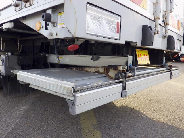 いすゞ フォワード 中型 ウィング 2RG-FRR90T2(97686) 34枚目