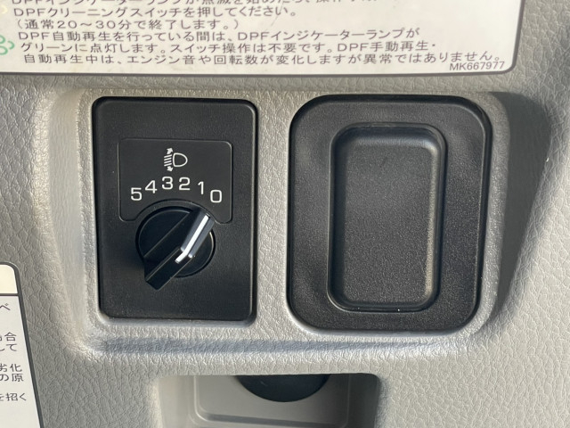 三菱ふそう キャンター 小型 平ボディ 2PG-FEB50(97689) 26枚目