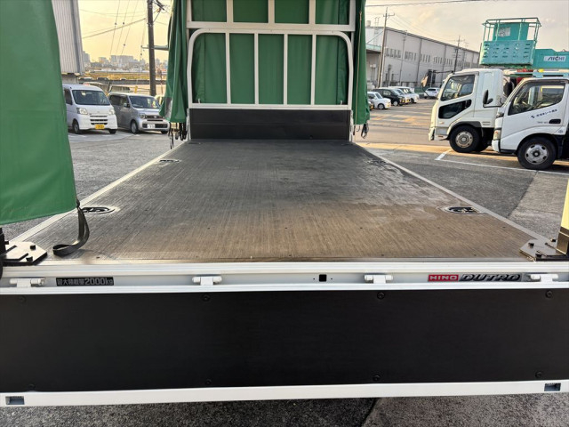 日野 デュトロ 小型 平ボディ 2RG-XZU710M(97690) 8枚目