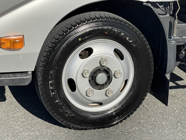 日野 デュトロ 小型 バン 2RG-XZU605M(97691) 9枚目