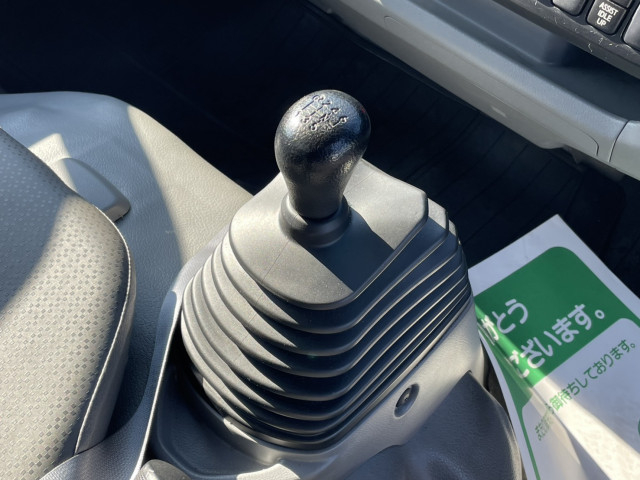 日野 デュトロ 小型 バン 2RG-XZU605M(97691) 37枚目