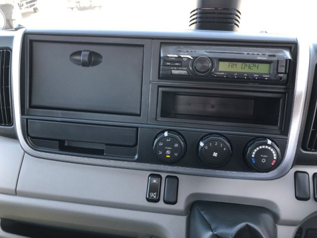 三菱ふそう キャンター 小型 平ボディ 2RG-FBA20(97695) 10枚目