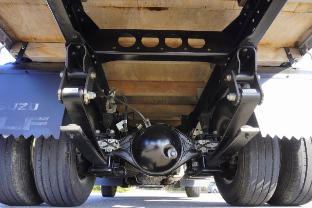 いすゞ エルフ 小型 平ボディ 2RG-NHR88A(97697) 6枚目