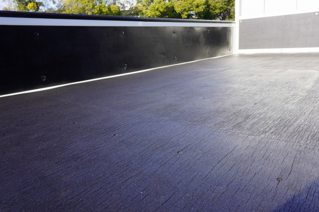 いすゞ エルフ 小型 平ボディ 2RG-NHR88A(97697) 18枚目