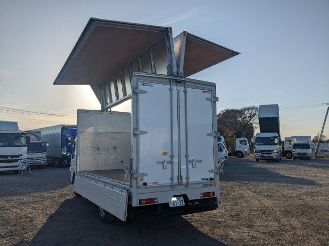 三菱ふそう キャンター 小型 ウィング 2PG-FEAV0(97698) 34枚目