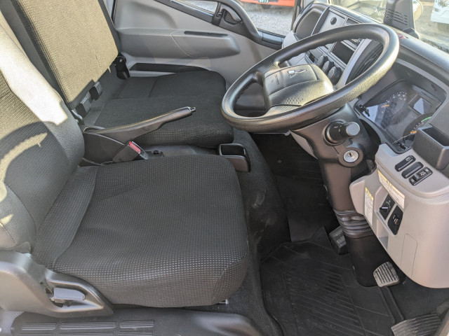 三菱ふそう キャンター 小型 ウィング 2PG-FEAV0(97698) 35枚目