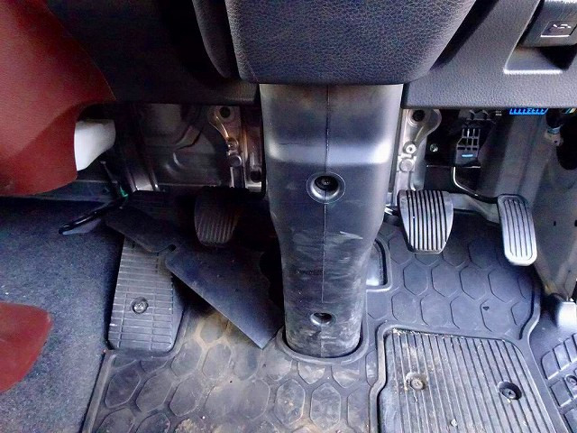 日野 レンジャー 増トン 平ボディ（クレーン付） 2KG-GD2ABA(97700) 18枚目