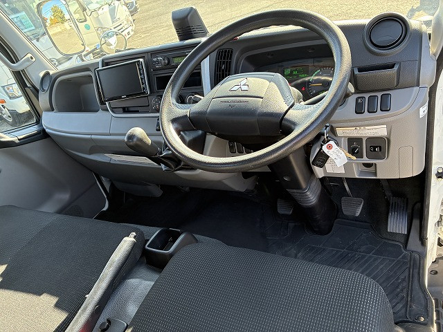 三菱ふそう キャンター 小型 平ボディ 2RG-FBA20(97699) 33枚目