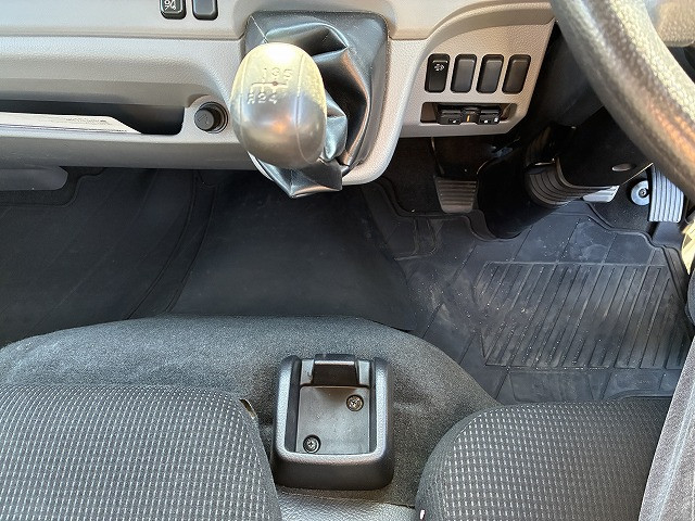 三菱ふそう キャンター 小型 平ボディ 2RG-FBA20(97699) 41枚目