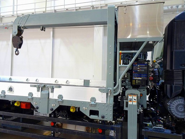 日野 レンジャー 増トン 平ボディ（クレーン付） 2KG-GD2ABA(97700) 30枚目