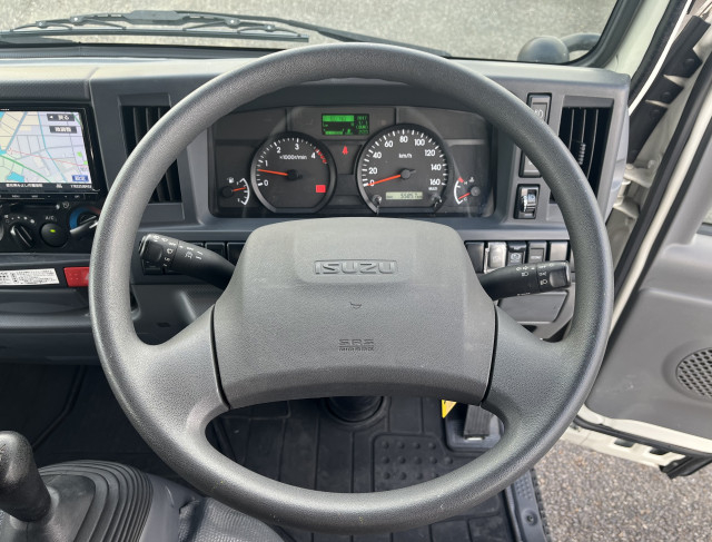 いすゞ エルフ 小型 Wキャブ 2RG-NJR88A(97702) 16枚目