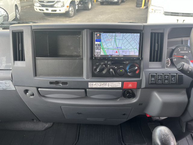 いすゞ エルフ 小型 Wキャブ 2RG-NJR88A(97702) 18枚目