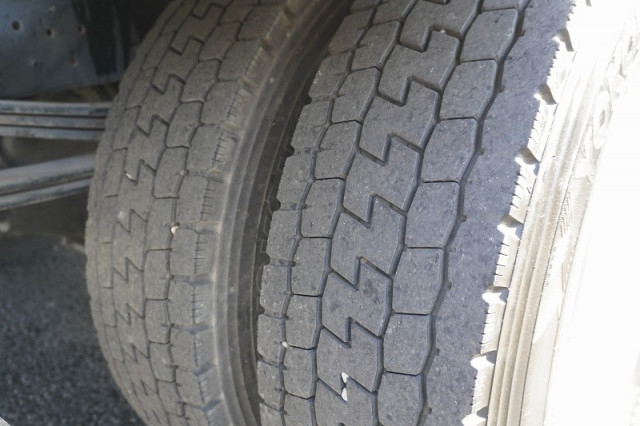 日野 デュトロ 小型 塵芥車（プレス式） 2KG-XZU710M(97703) 10枚目