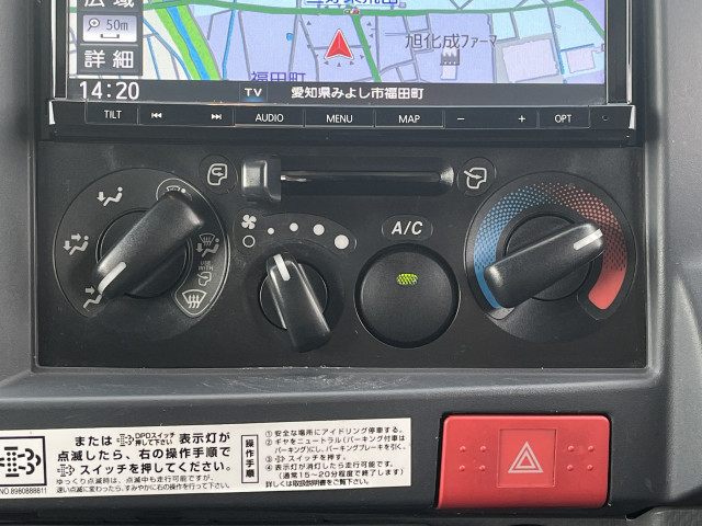 いすゞ エルフ 小型 Wキャブ 2RG-NJR88A(97702) 20枚目