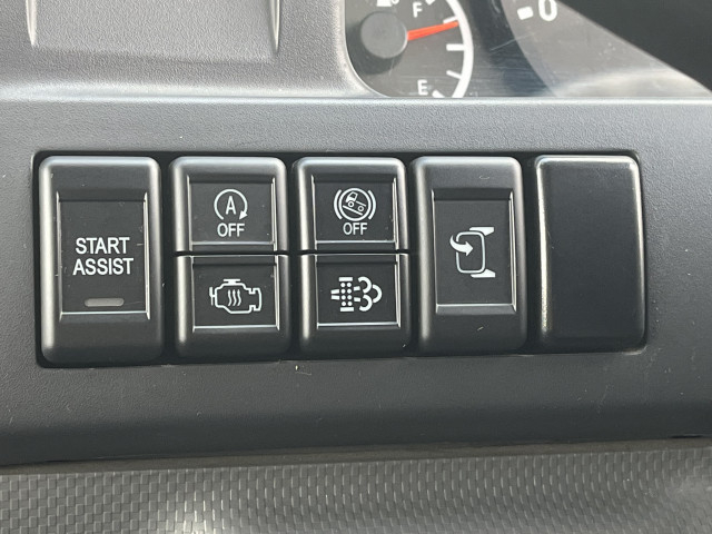 いすゞ エルフ 小型 Wキャブ 2RG-NJR88A(97702) 24枚目